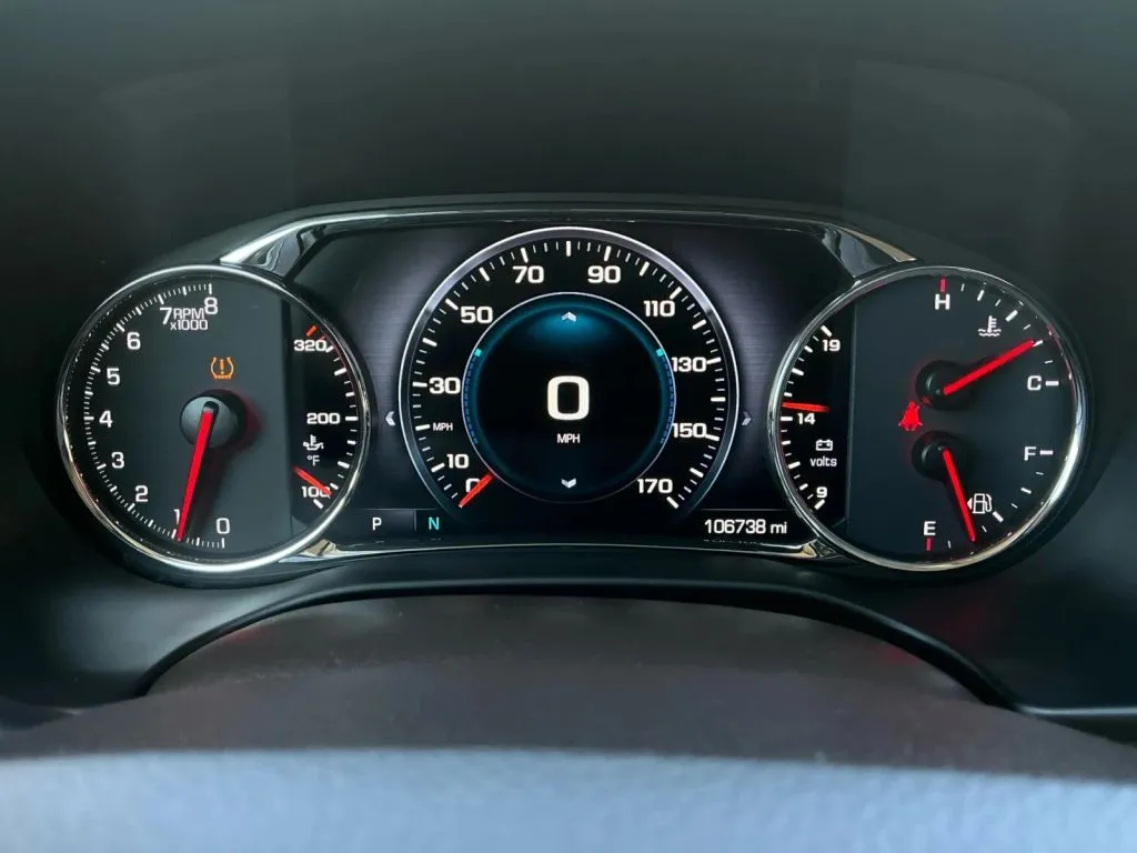 GMC Acadia photo 26