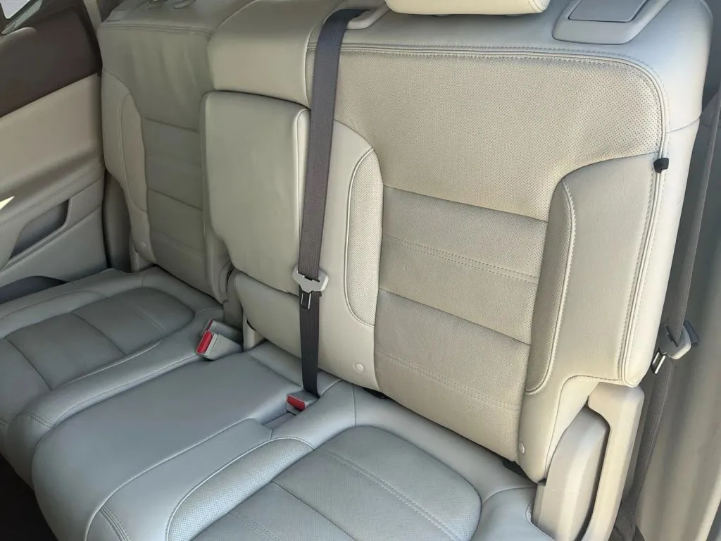 GMC Acadia photo 15