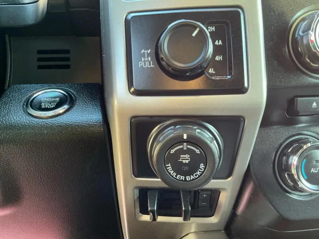 Ford F-150 photo 34