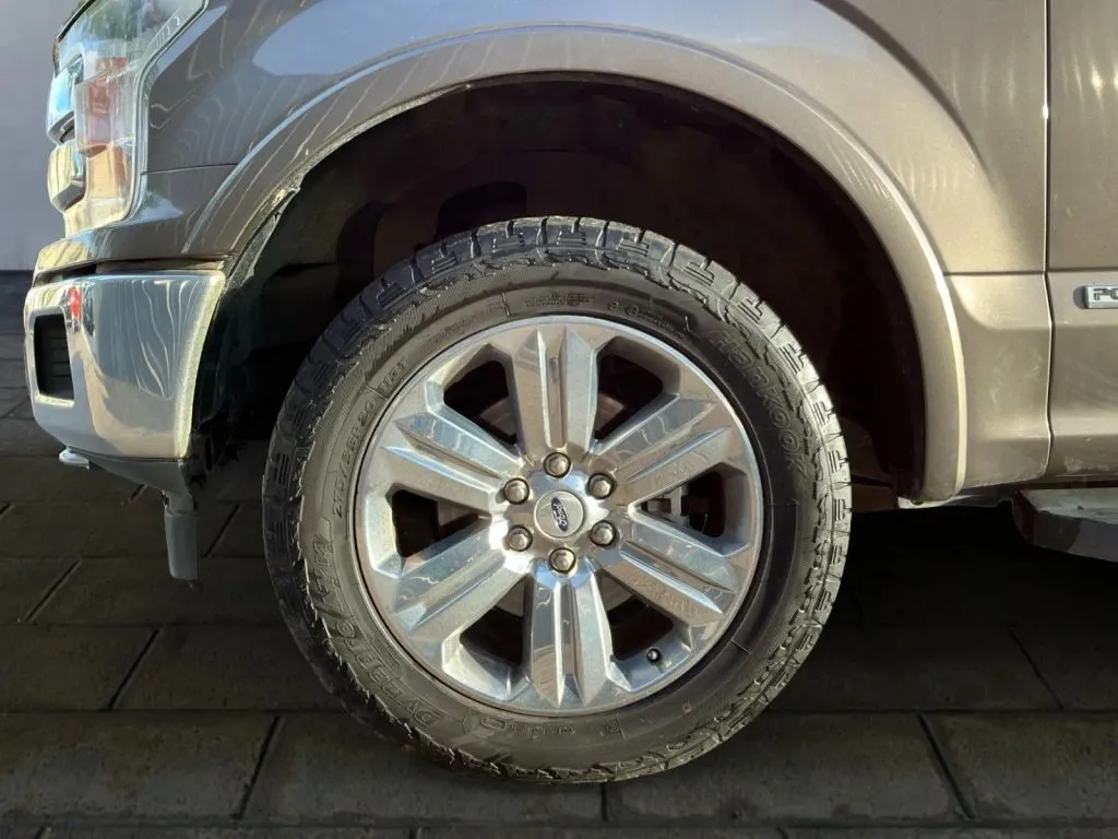Ford F-150 photo 24