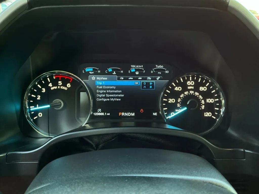 Ford F-150 photo 25