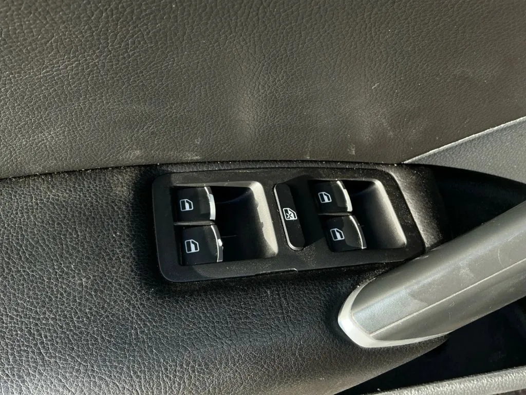 Volkswagen Passat photo 11