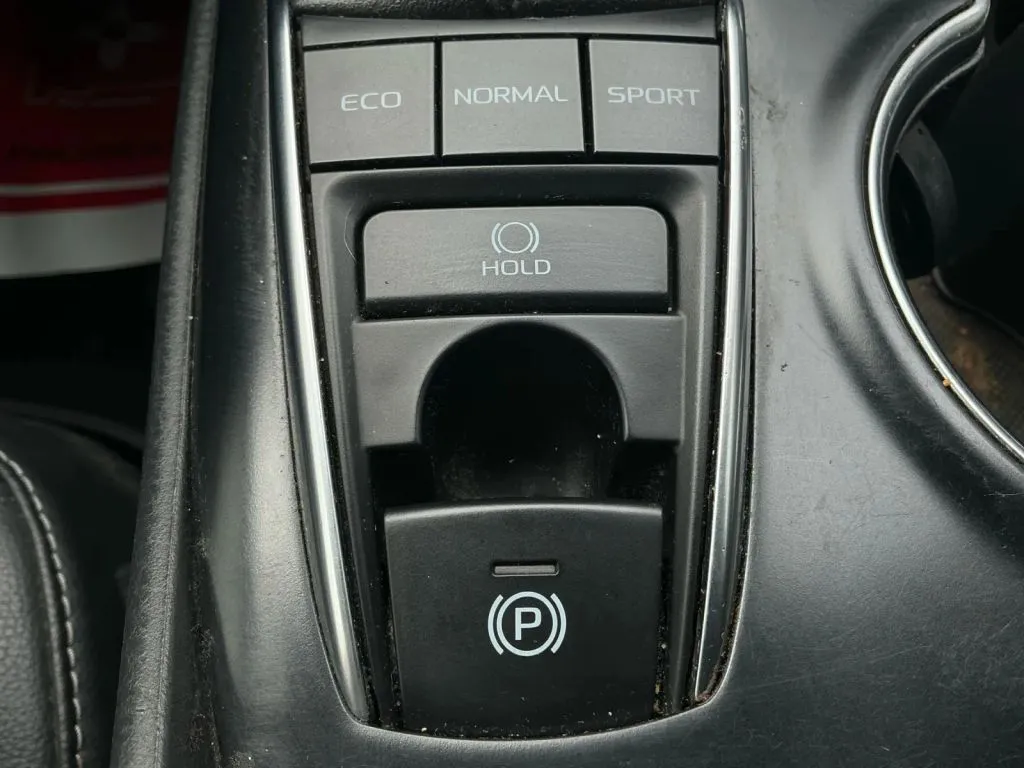 Toyota Camry photo 34