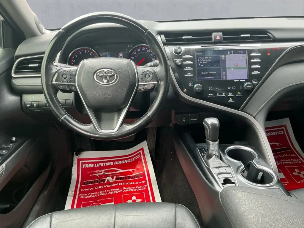 Toyota Camry photo 16