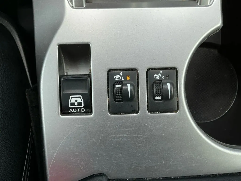 Toyota 4Runner photo 32