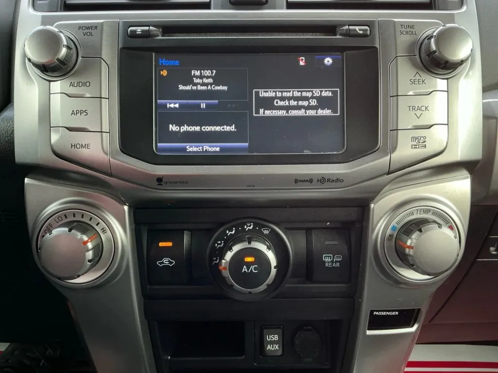 Toyota 4Runner photo 33