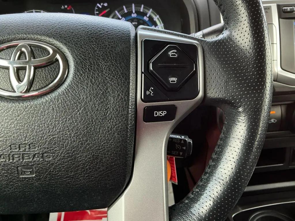 Toyota 4Runner photo 29