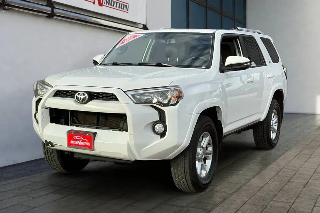 Toyota 4Runner photo 7