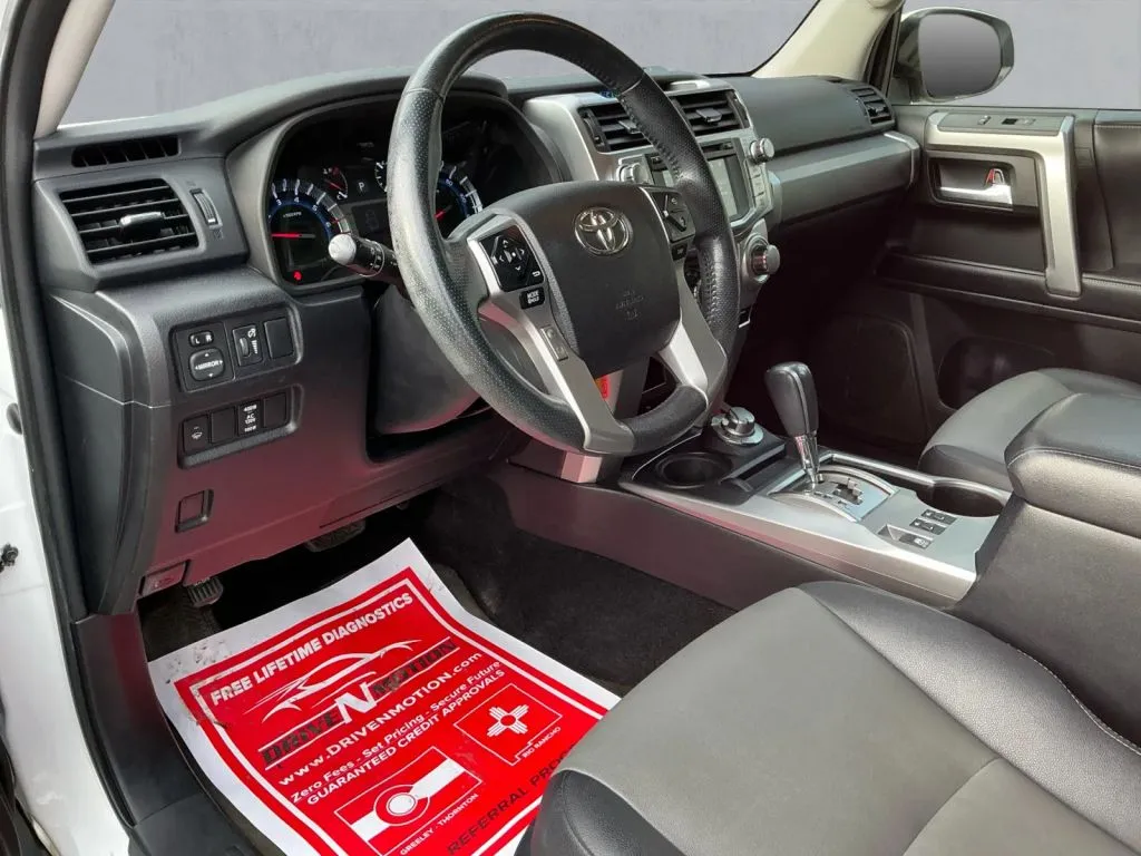 Toyota 4Runner photo 13