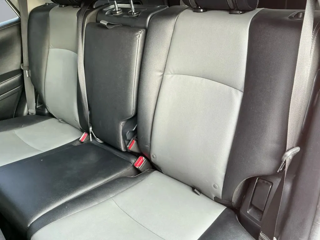 Toyota 4Runner photo 15