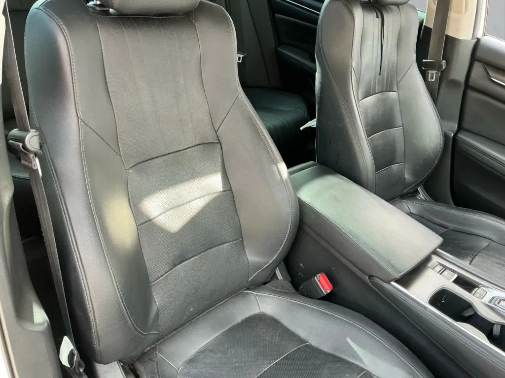 Honda Accord photo 22