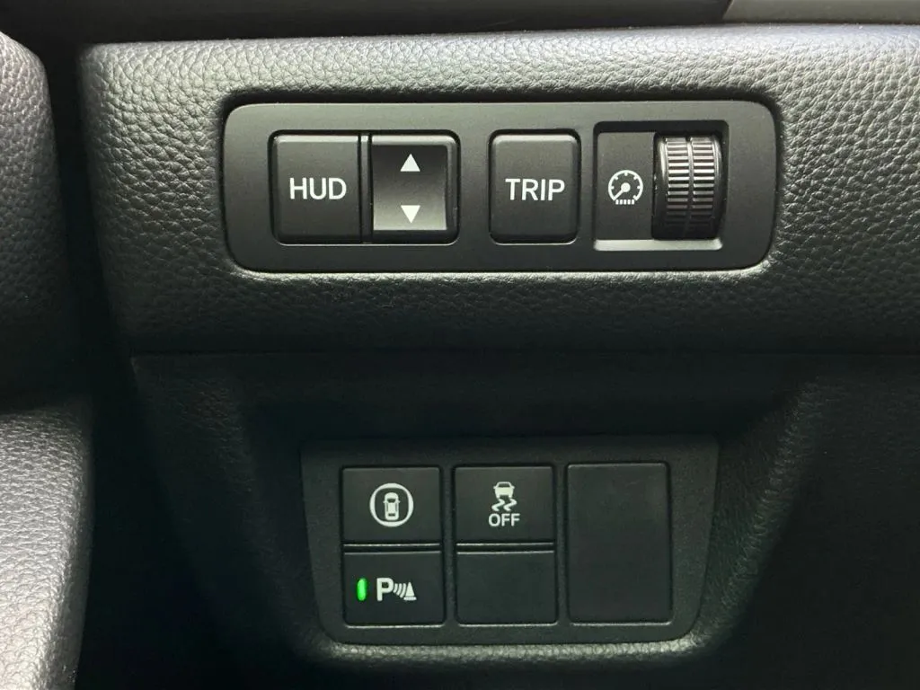 Honda Accord photo 35