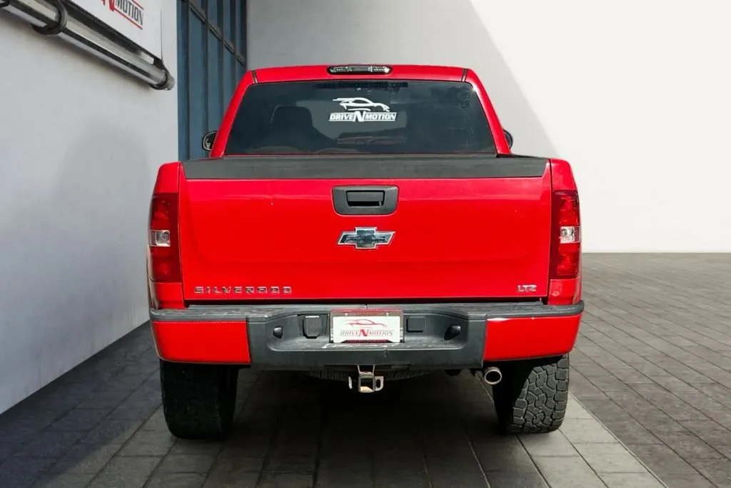More photos of 2007 Chevrolet Silverado 1500 Crew Cab LTZ Pickup 4D 5 3/4 ft at Drive N-Motion Greeley, CO