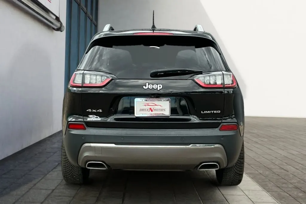 More photos of 2019 Jeep Cherokee Limited Sport Utility 4D at Drive N-Motion Greeley, CO