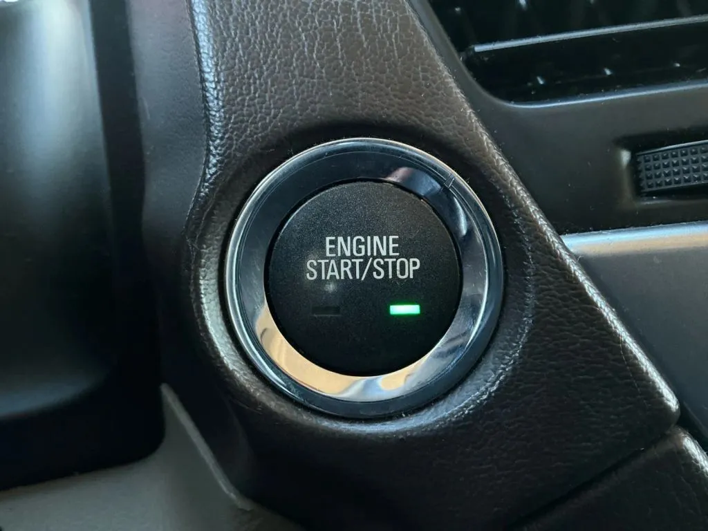 Chevrolet Suburban photo 35