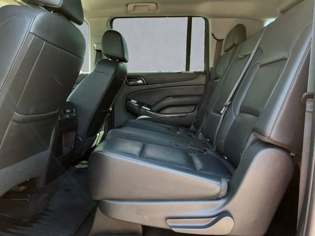 GMC Yukon XL photo 14