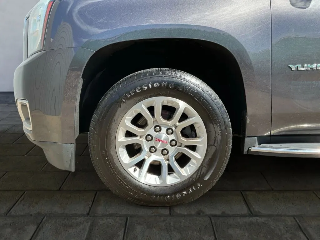 GMC Yukon XL photo 25