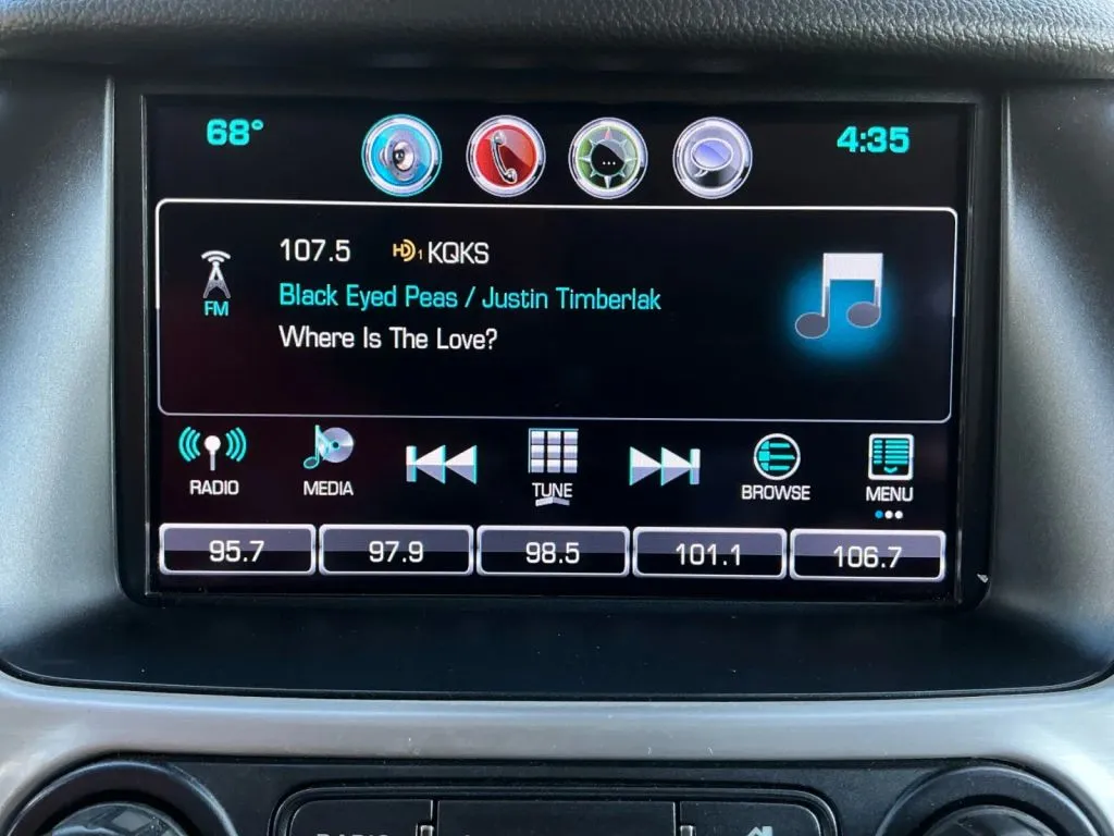 GMC Yukon XL photo 29