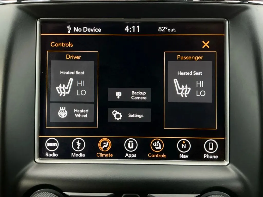 Jeep Grand Cherokee photo 32