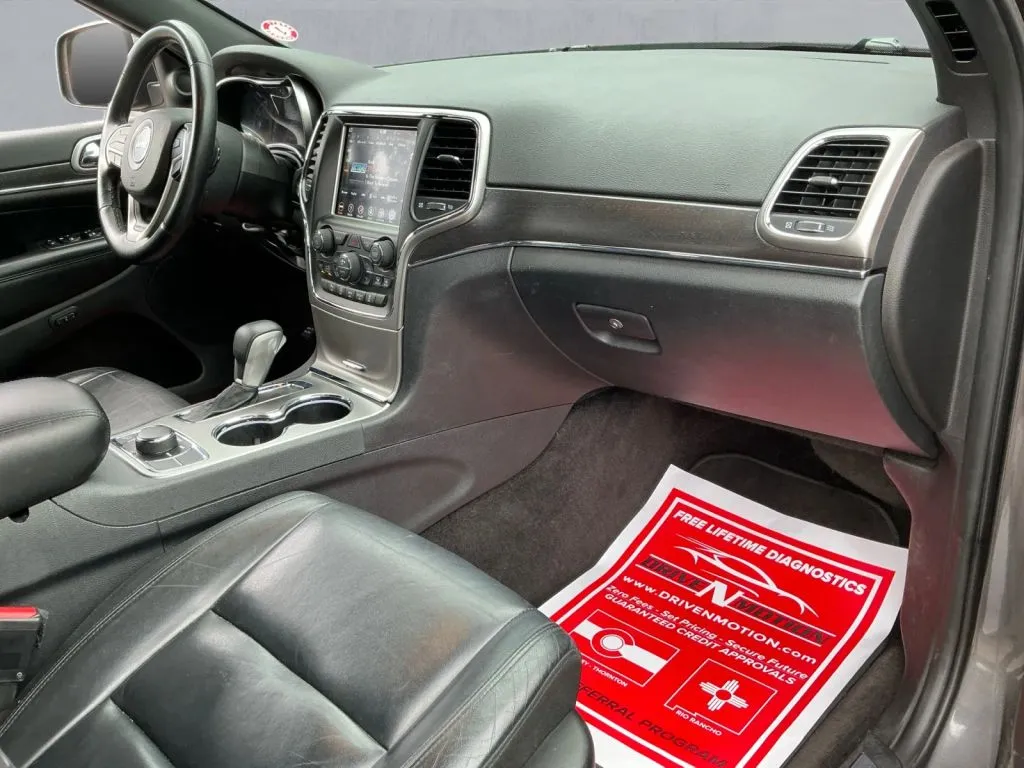 Jeep Grand Cherokee photo 20