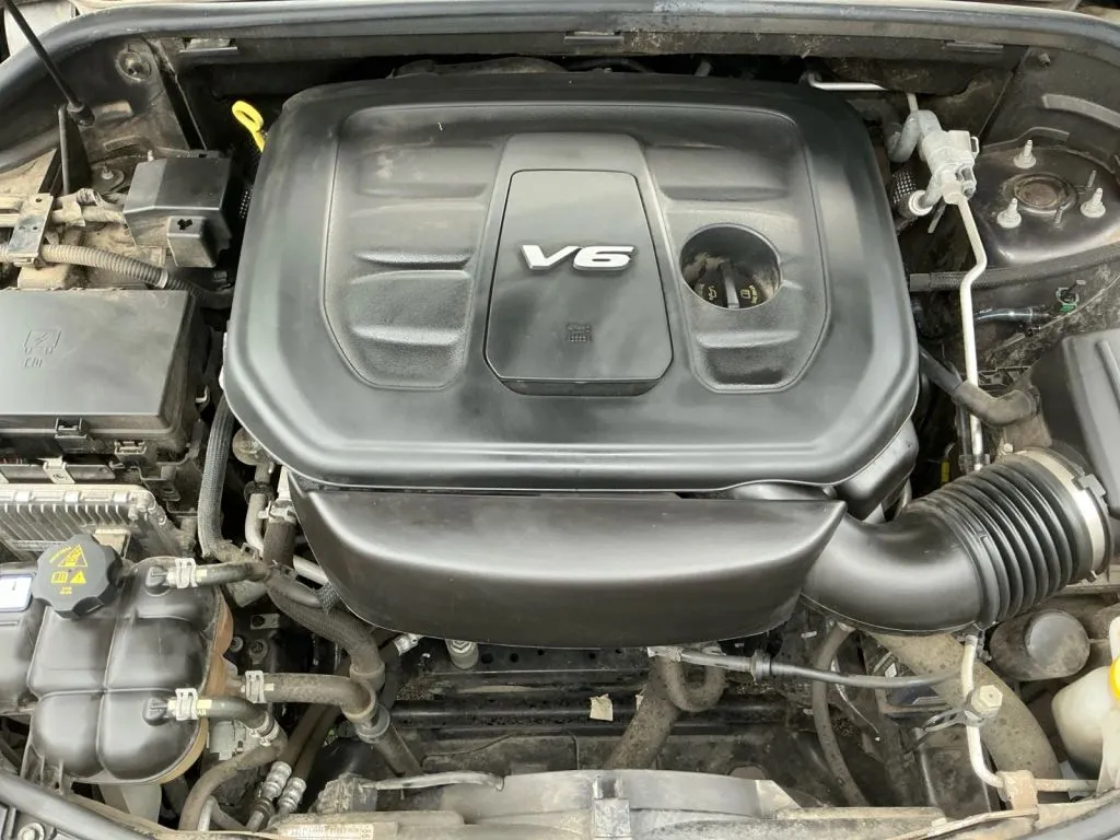 Jeep Grand Cherokee photo 23