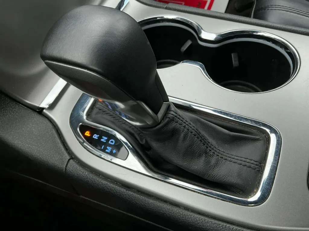 Jeep Grand Cherokee photo 34