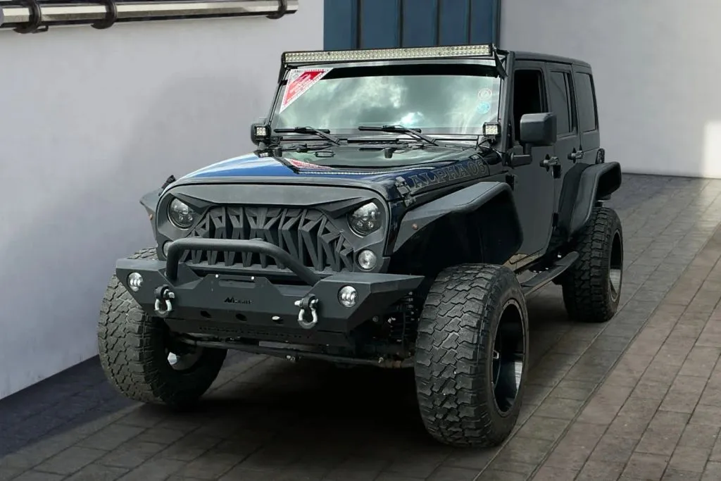 Jeep Wrangler photo 7