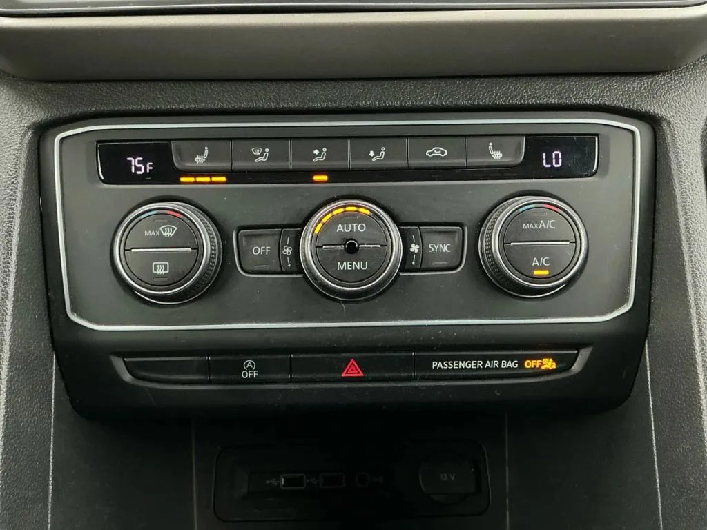 Volkswagen Atlas Cross Sport photo 32