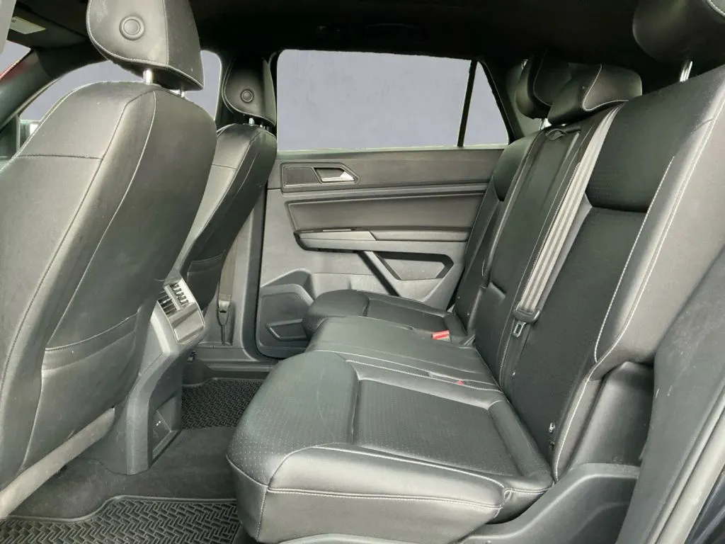 Volkswagen Atlas Cross Sport photo 14