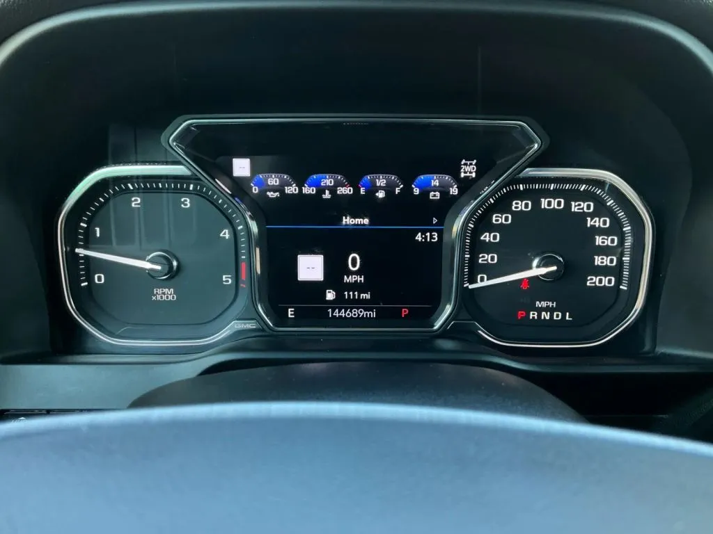 GMC Sierra photo 27