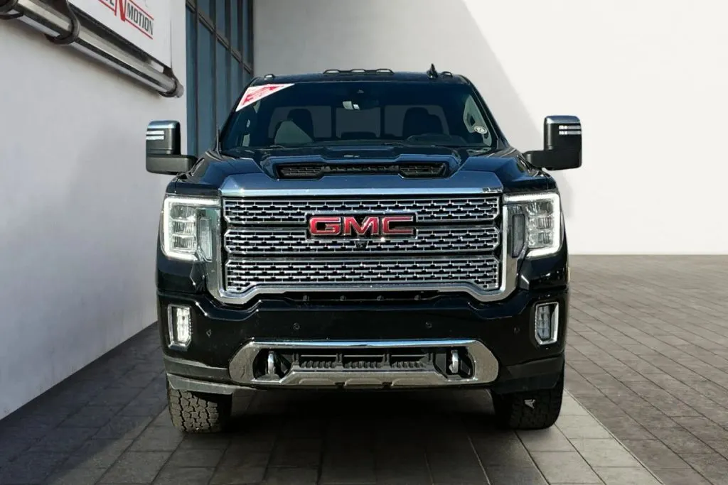 GMC Sierra photo 8