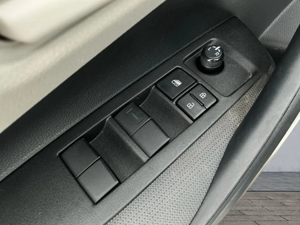 Toyota Corolla photo 11