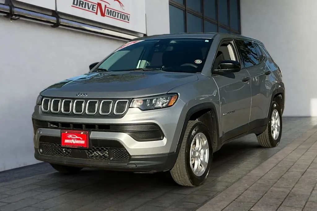 Jeep Compass photo 7