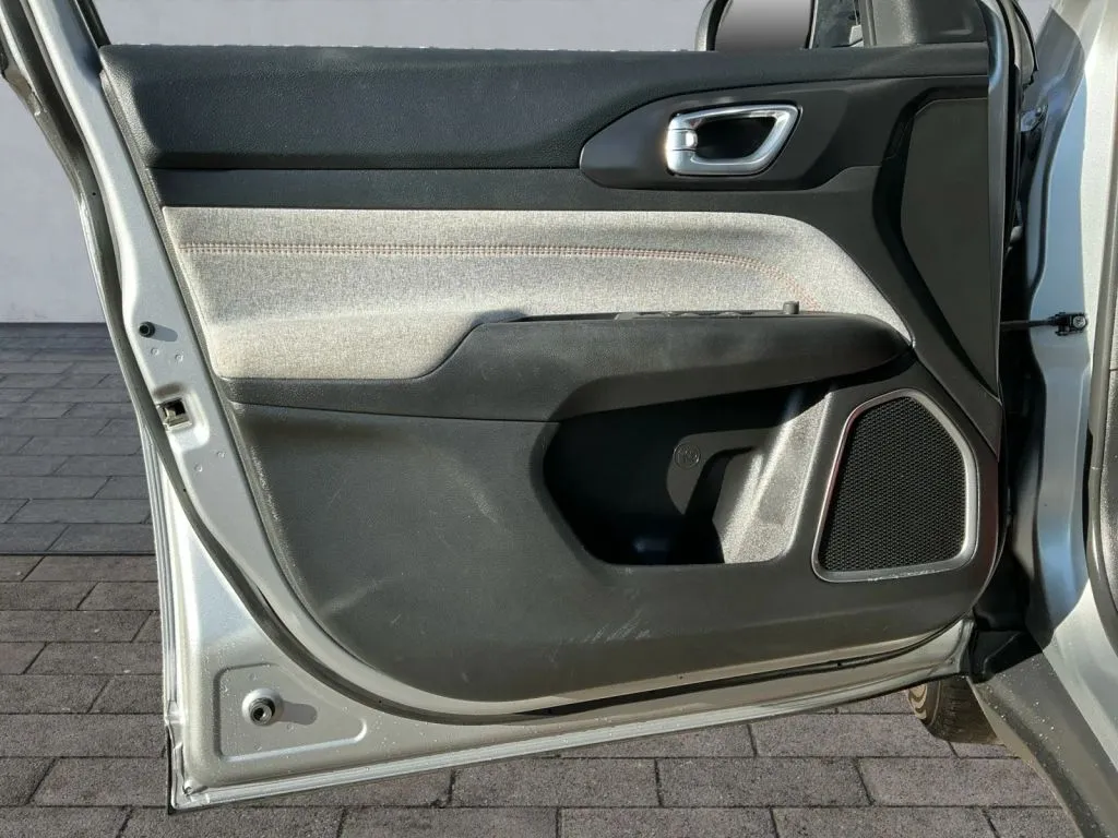 Jeep Compass photo 10