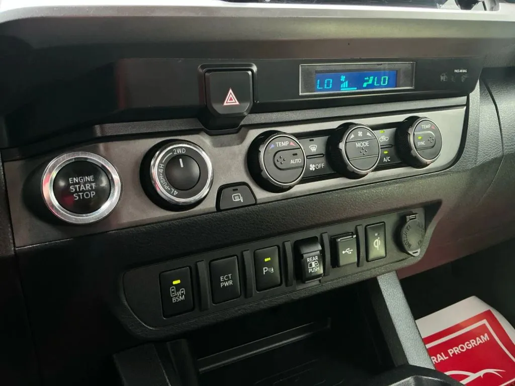 2022 Toyota Tacoma SR - Photo 30