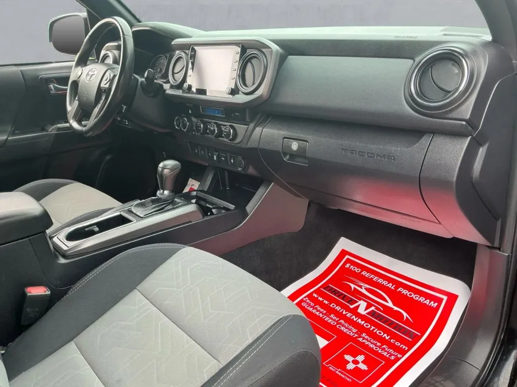 2022 Toyota Tacoma SR - Photo 20