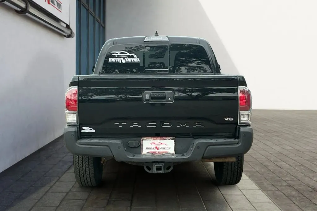 More photos of 2022 Toyota Tacoma Double Cab TRD Off-Road Pickup 4D 5 ft at Drive N-Motion Greeley, CO
