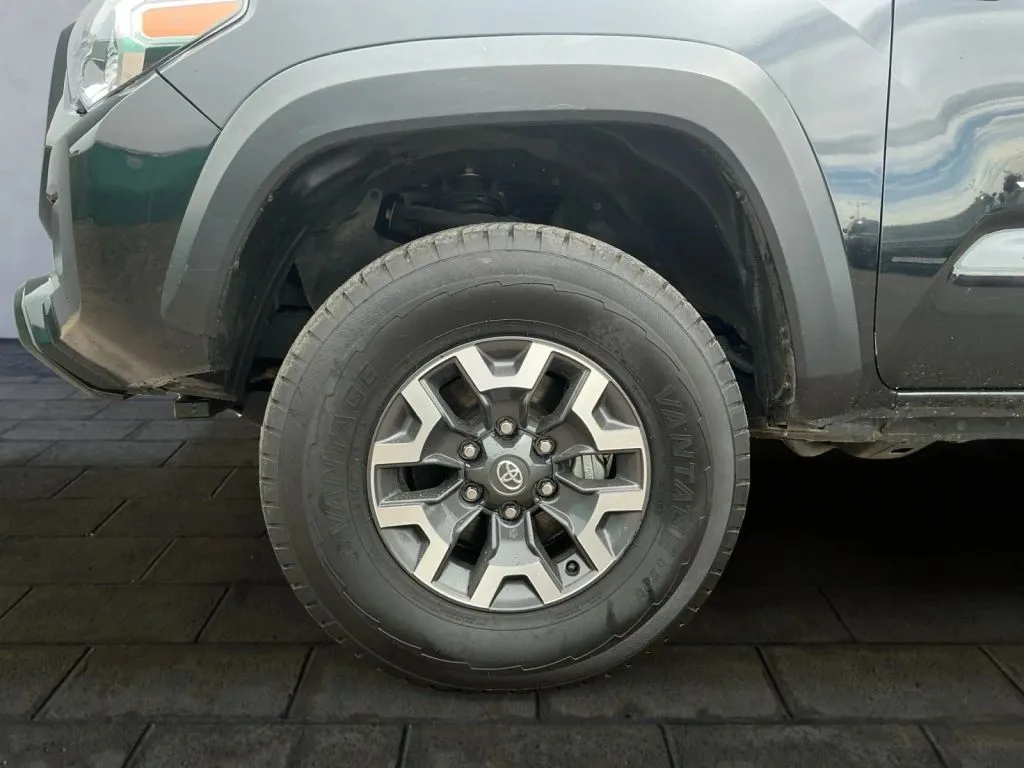 2022 Toyota Tacoma SR - Photo 24