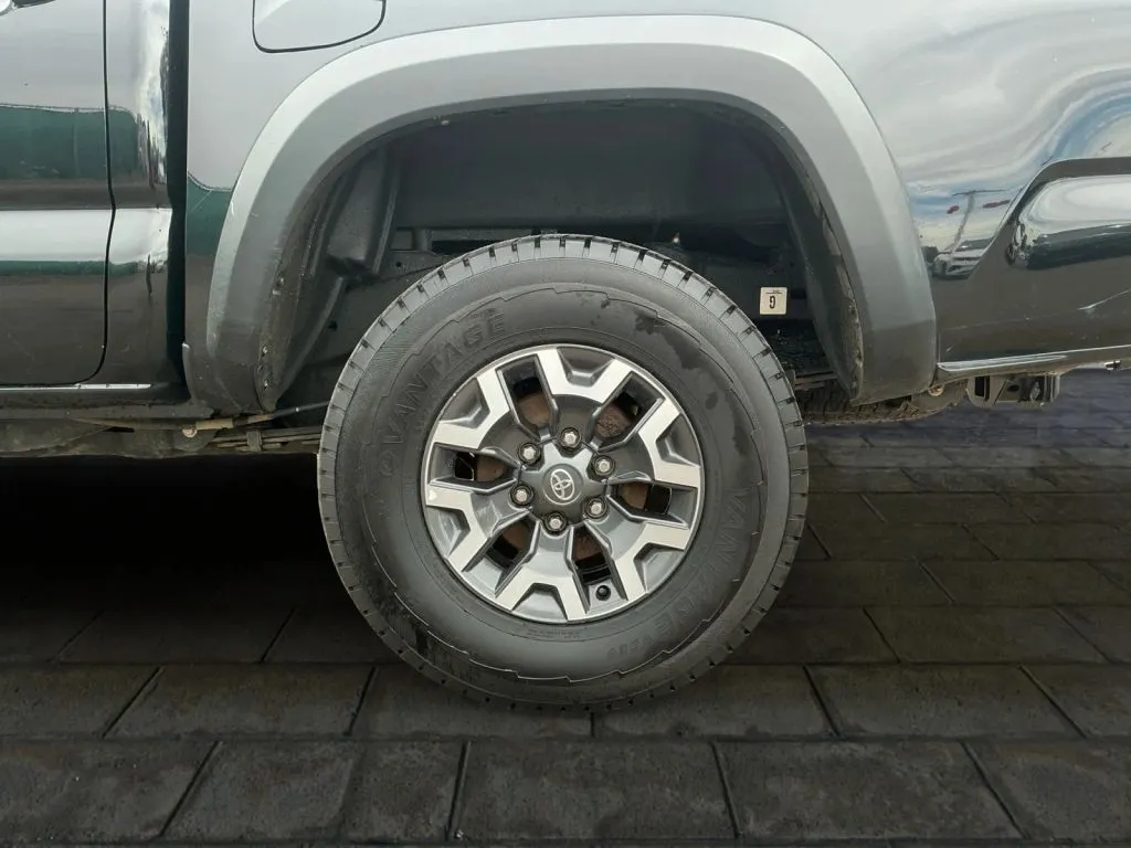 2022 Toyota Tacoma SR - Photo 17