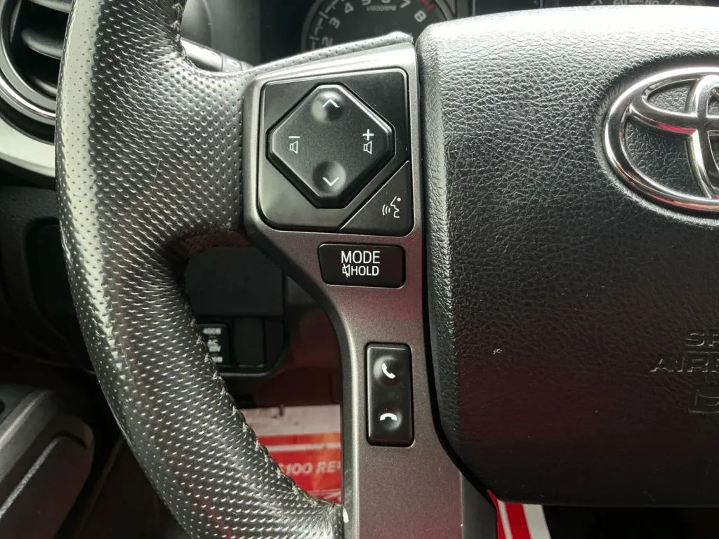 2022 Toyota Tacoma SR - Photo 26