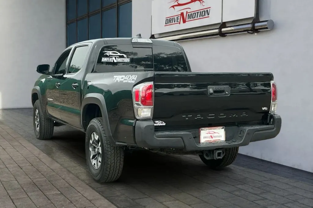 2022 Toyota Tacoma SR - Photo 6
