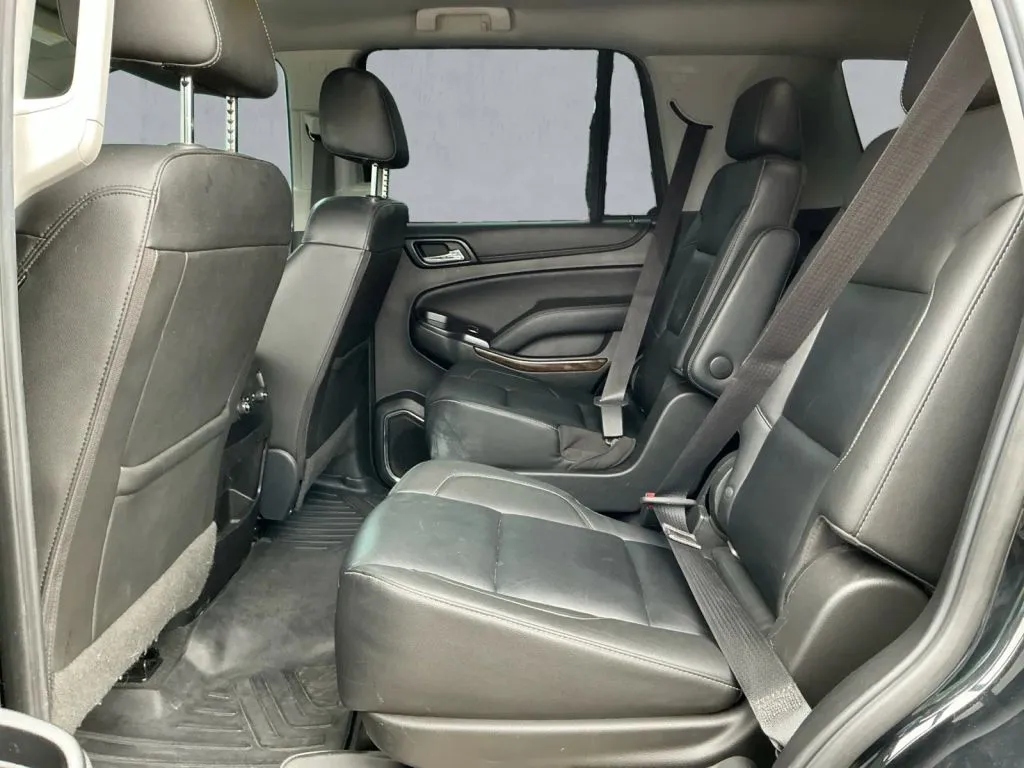 Chevrolet Tahoe photo 14