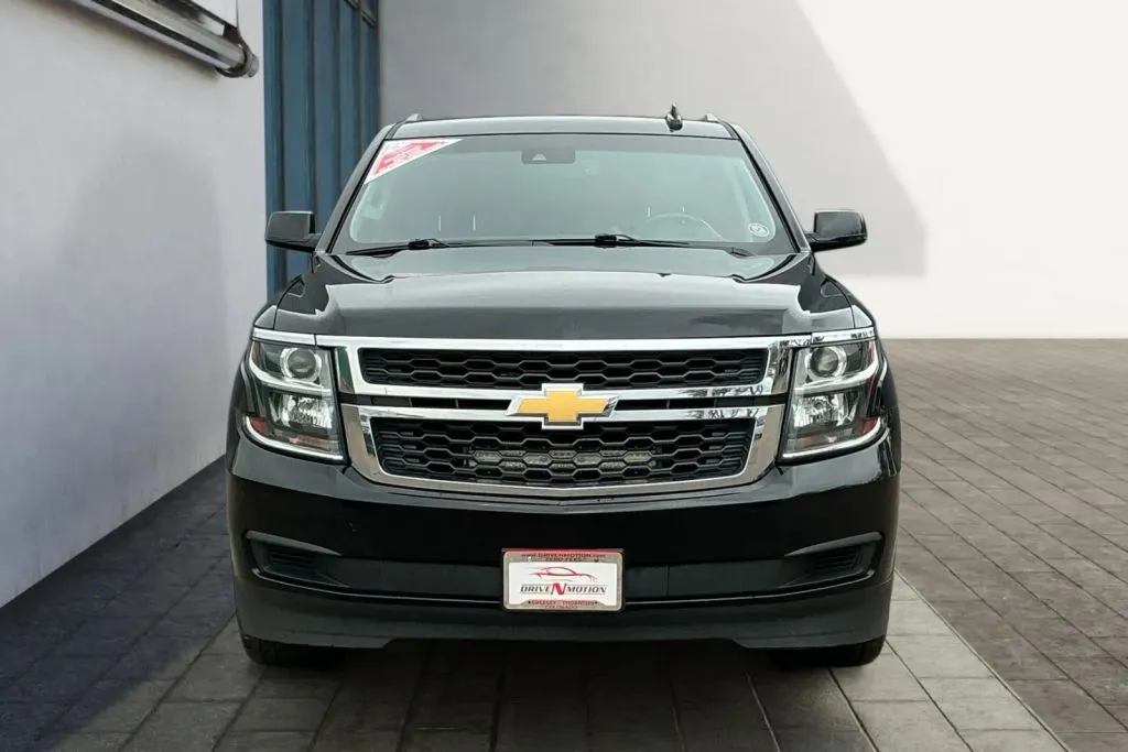 Chevrolet Tahoe photo 8