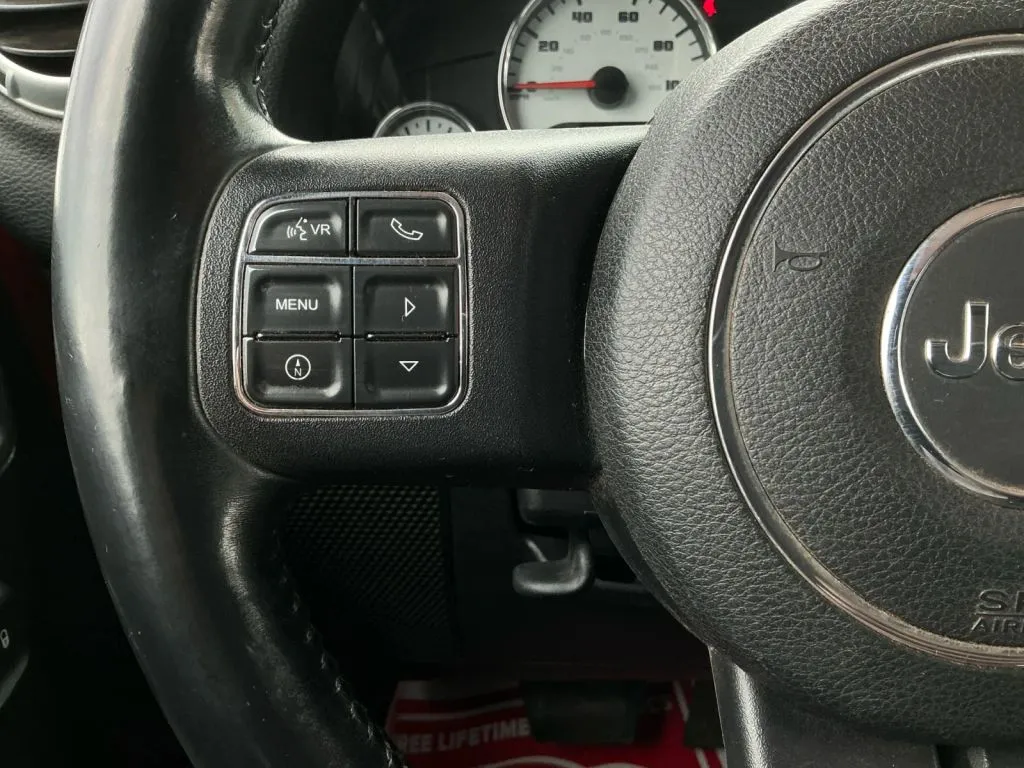 Jeep Wrangler photo 27