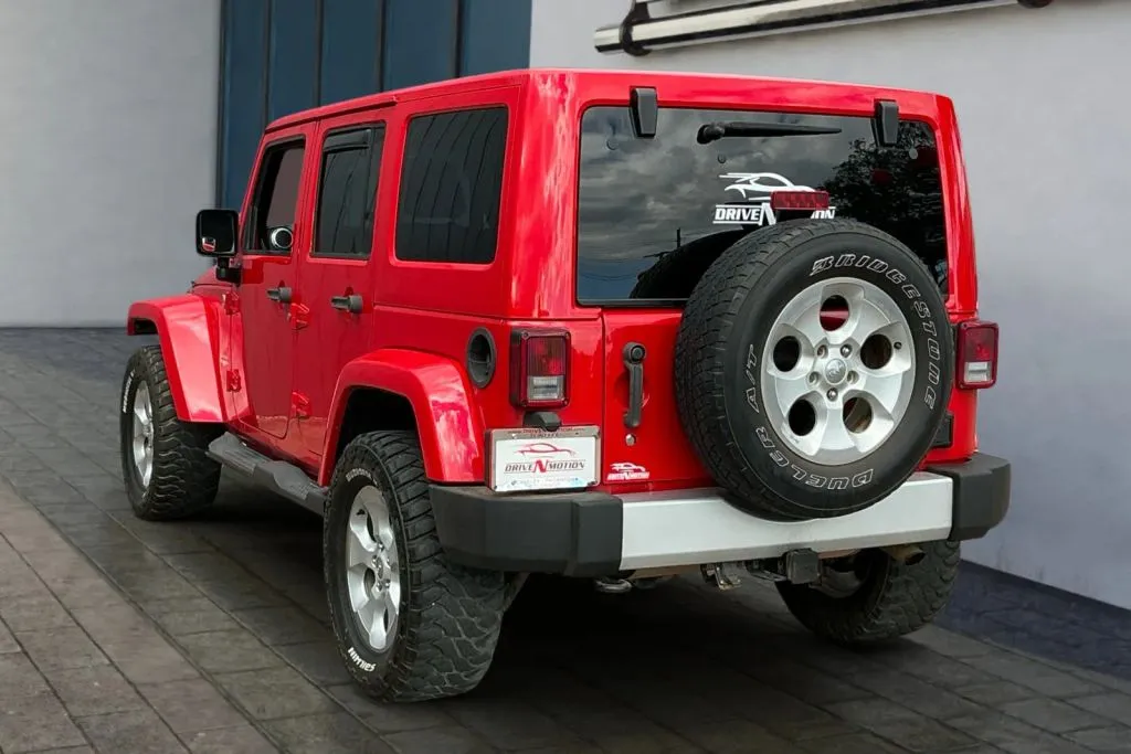 More photos of 2015 Jeep Wrangler Unlimited Sahara Sport Utility 4D at Drive N-Motion Greeley, CO