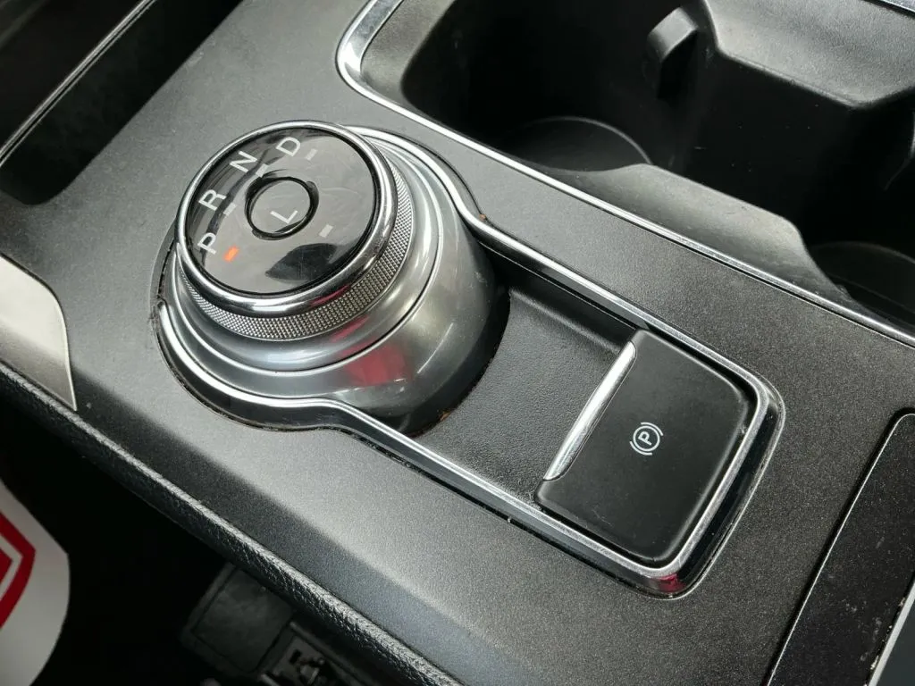 Ford Fusion photo 33
