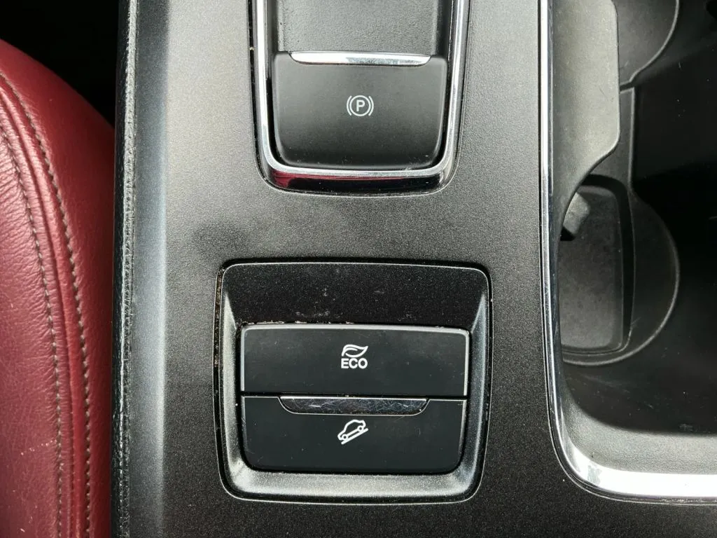 Ford Fusion photo 34