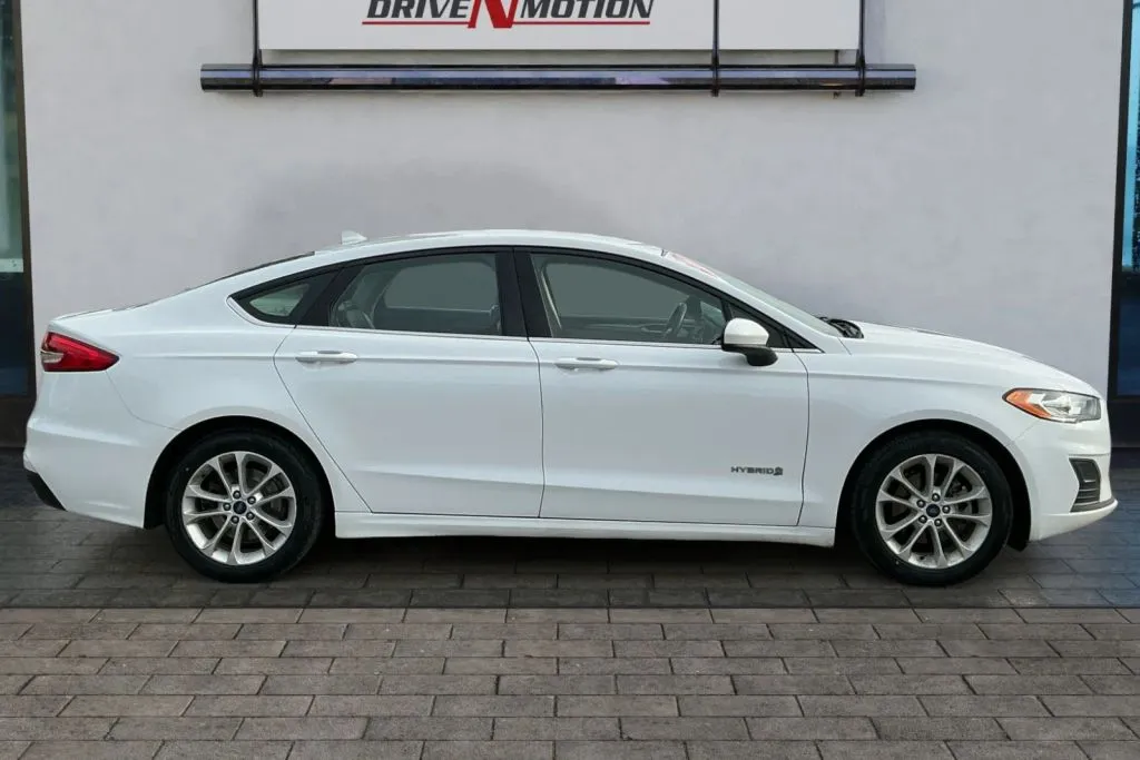Another view of 2019 Ford Fusion SE Hybrid Sedan 4D for sale in Greeley, CO at Drive N-Motion Greeley