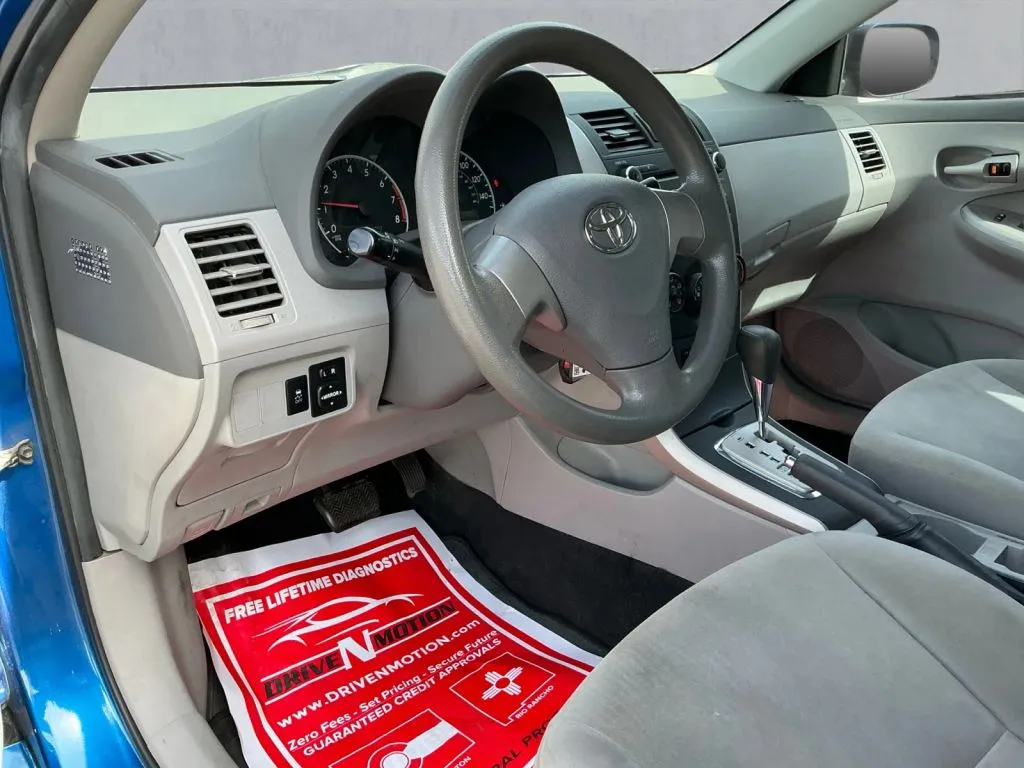 Toyota Corolla photo 13