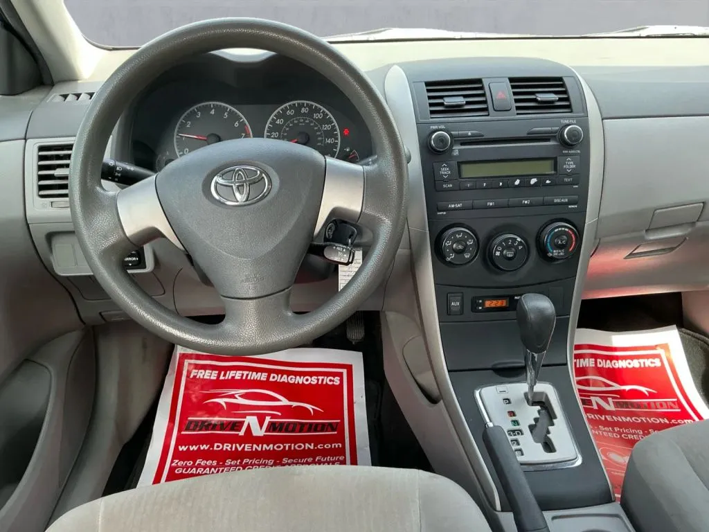 Toyota Corolla photo 16